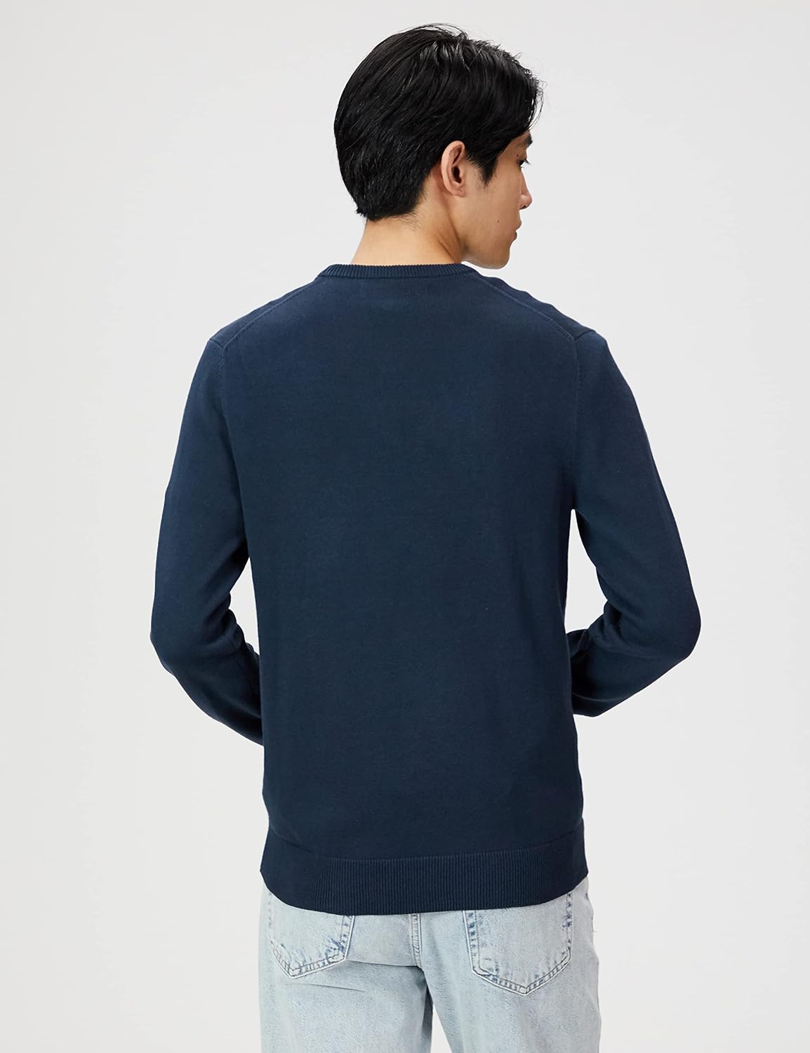 Detalle 2 de Amazon Essentials Suéter cuello redondo L