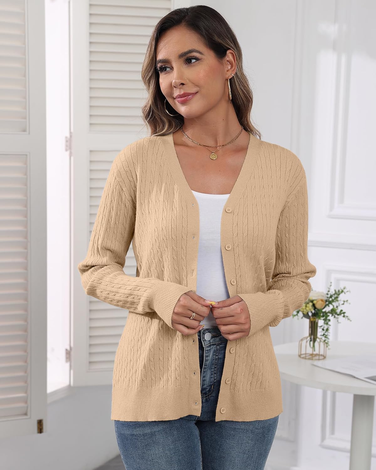Thumbnail 4 de YUNDAI cable knit v-neck cardigan for women (open front, button down)