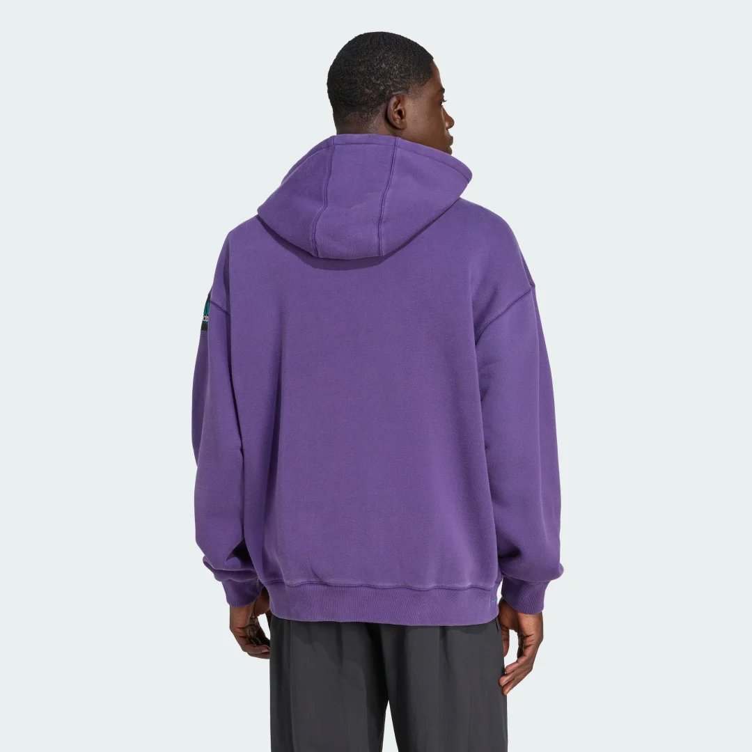 Detalle 2 de Chaqueta con capucha EQT Fleece de Adidas – color violeta