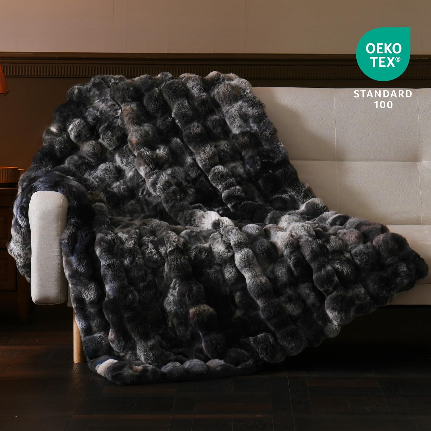 Detalle de BENVWE Fluffy Faux Fur Throw Blanket — Double-Sided 63" x 80" in Tie-Dye Grey