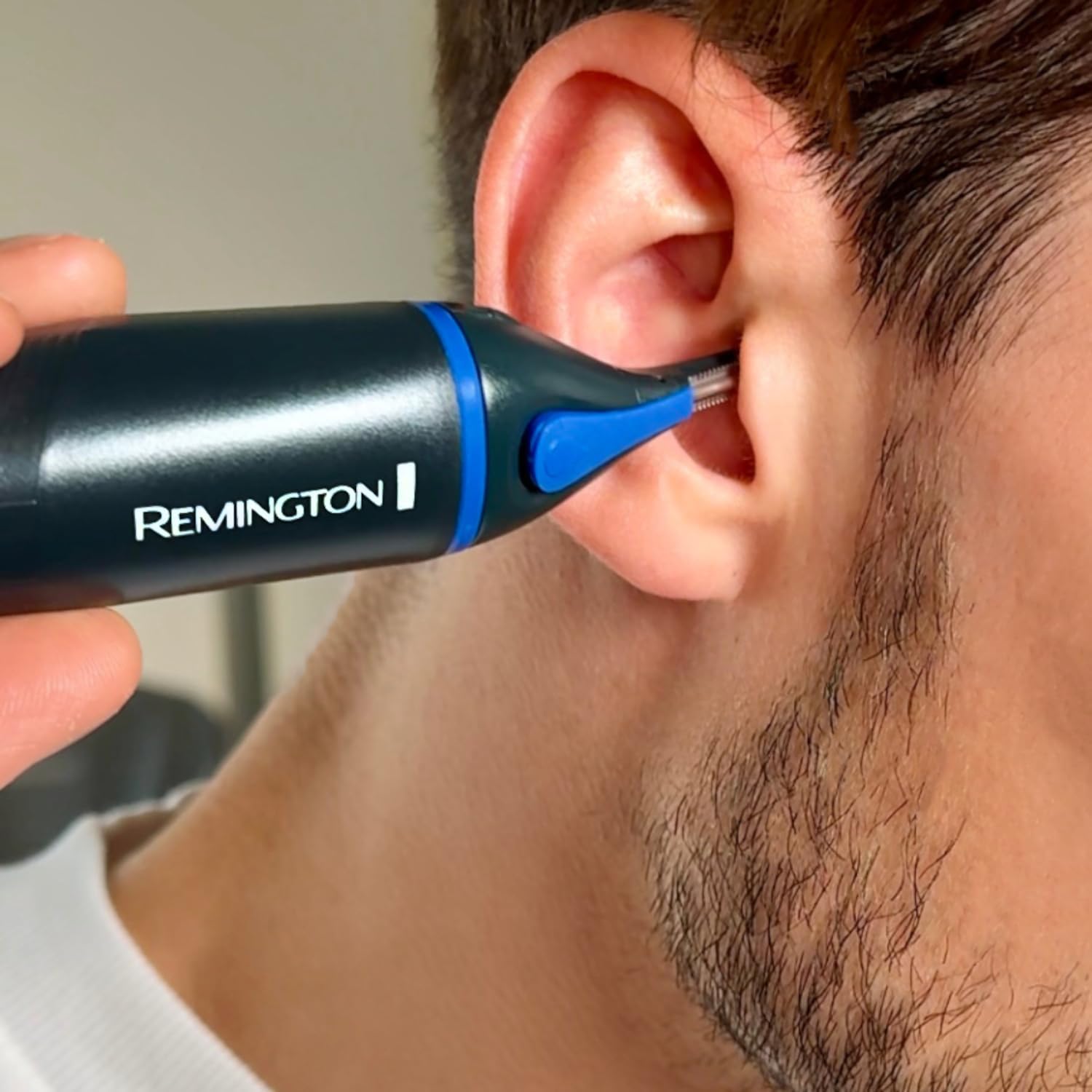 Thumbnail 6 de Remington NE3850 Hair Trimmer for Men: Nose, Ear & Eyebrow Clipper with Dual Heads