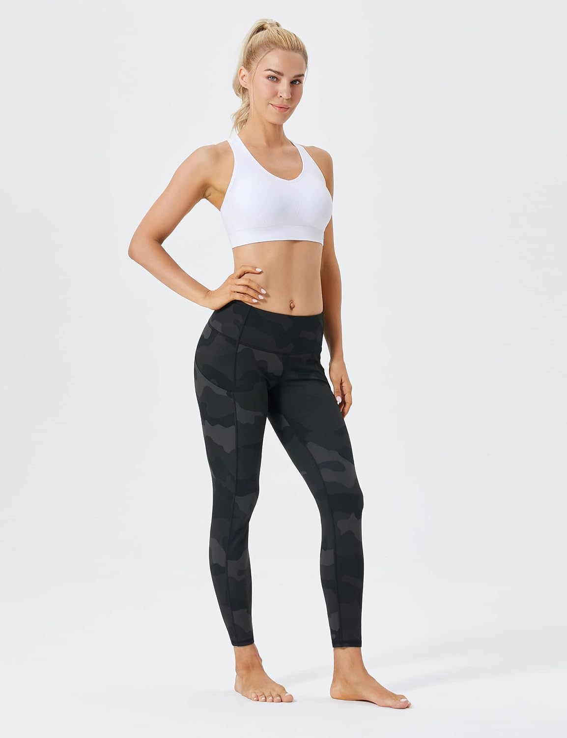 Detalle 1 de FITTIN racerback sports bra for women