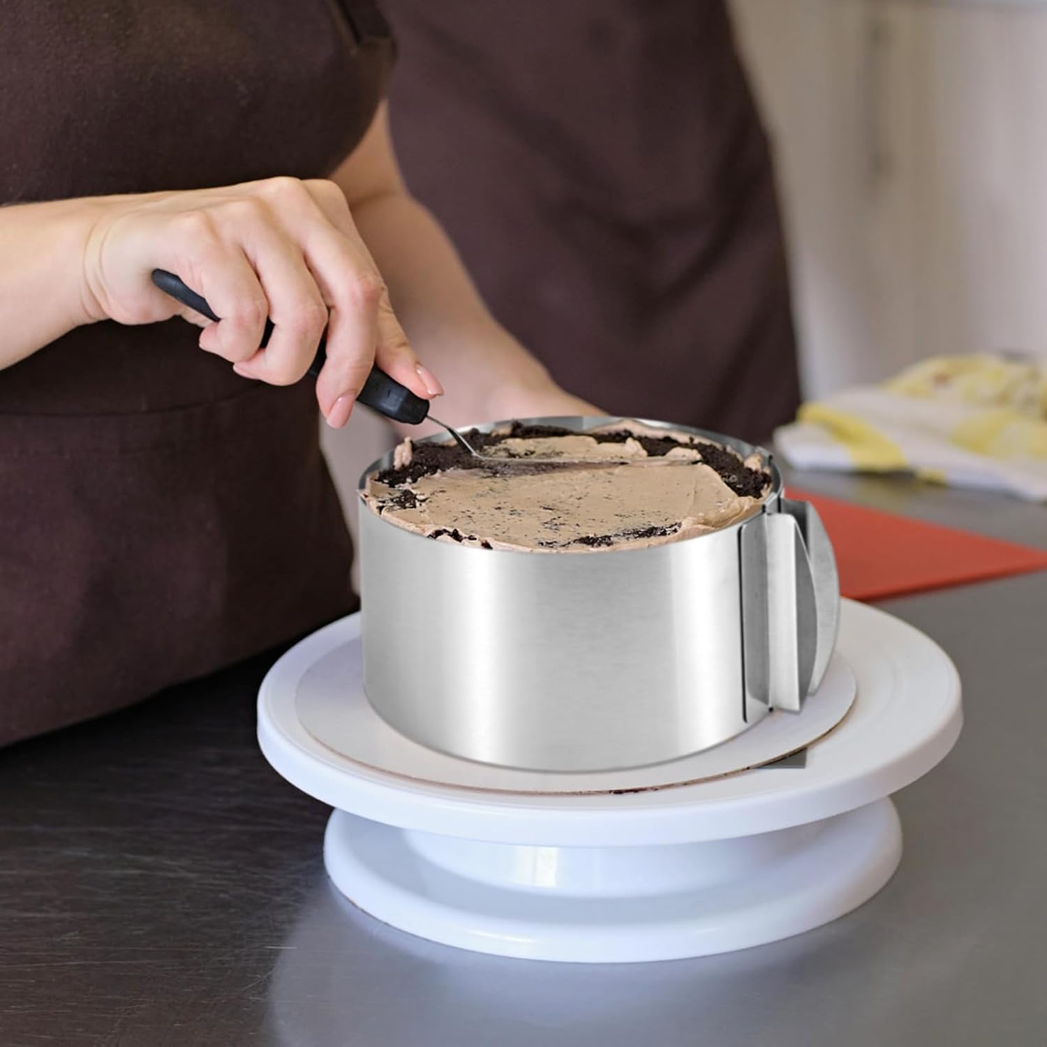 Detalle de WOKICOR Verstellbarer Tortenring 16–30 cm, 8,5 cm Hoch, Rostfreier Edelstahl – Stabiler Backrahmen für Schichttorten