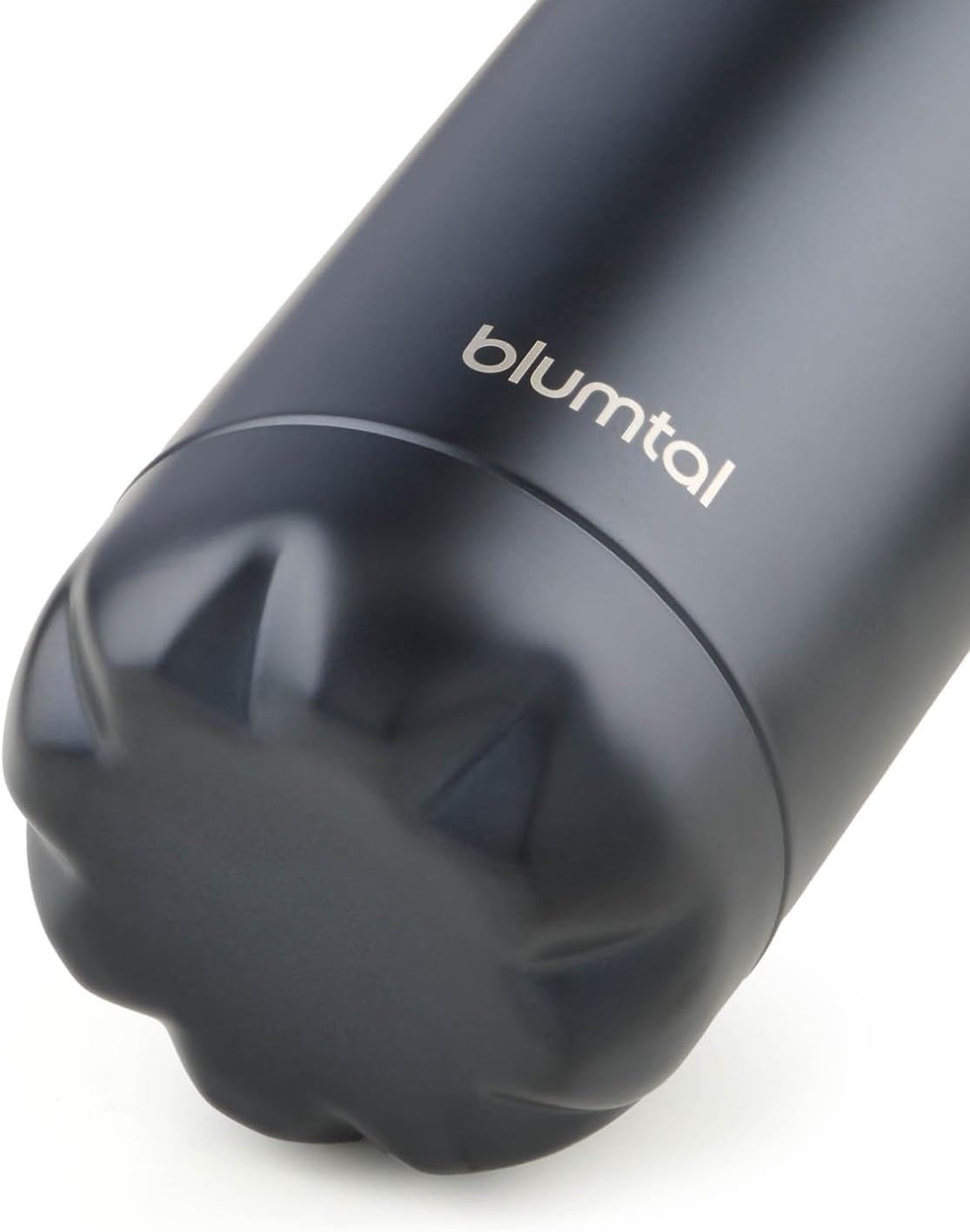 Detalle de Blumtal Edelstahl-Trinkflasche 750 ml mit doppelwandiger Isolierung, auslaufsicherem Verschluss (BPA-frei)