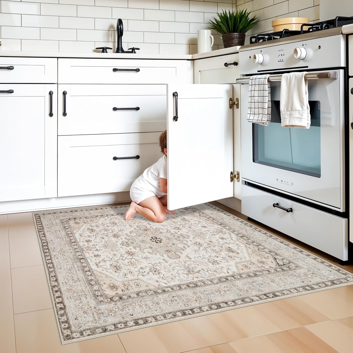 Detalle de Washable Area Rug, 4' Square