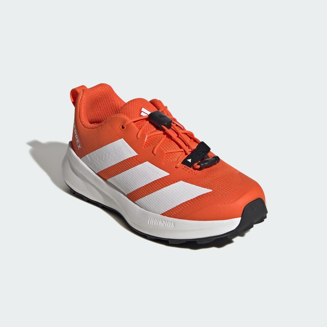 Detalle 2 de Zapatilla de trail running Terrex Agravic para niño de Adidas