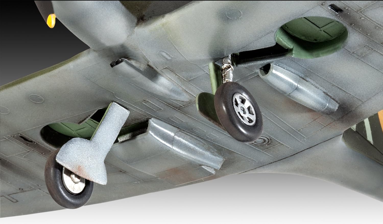 Thumbnail 4 de Revell Spitfire Mk.II 1:48