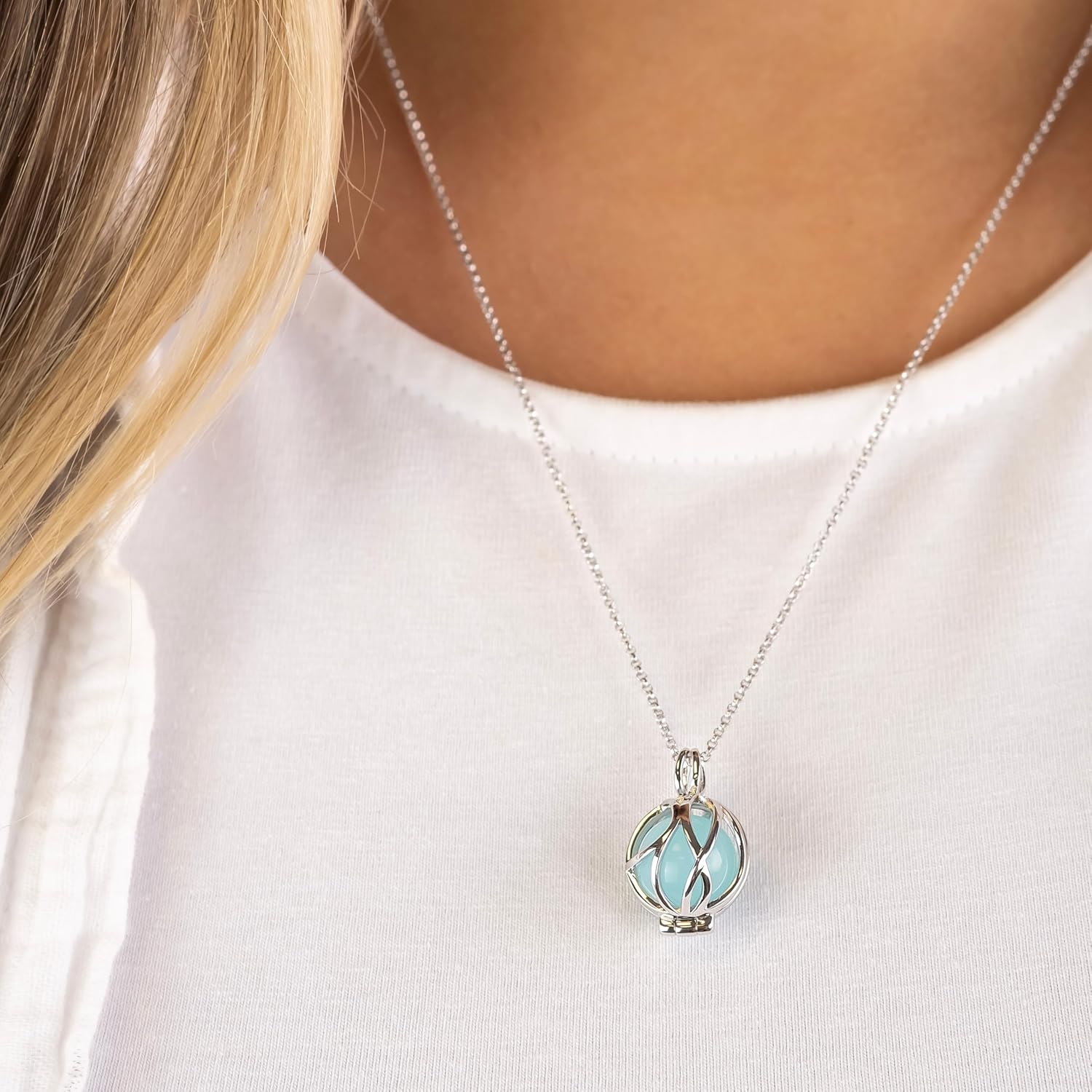 Detalle 2 de Engelsrufer Damen Halskette aus Sterling Silber mit Kraftstein Kugel Anhänger – verstellbare Länge, nickelfrei