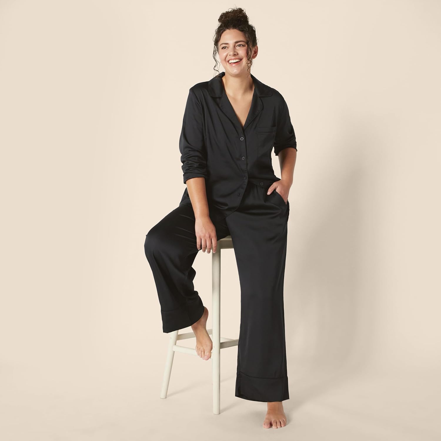 Thumbnail 5 de Amazon Essentials Damen Satin-Pyjamaset mit Hemd und Hose