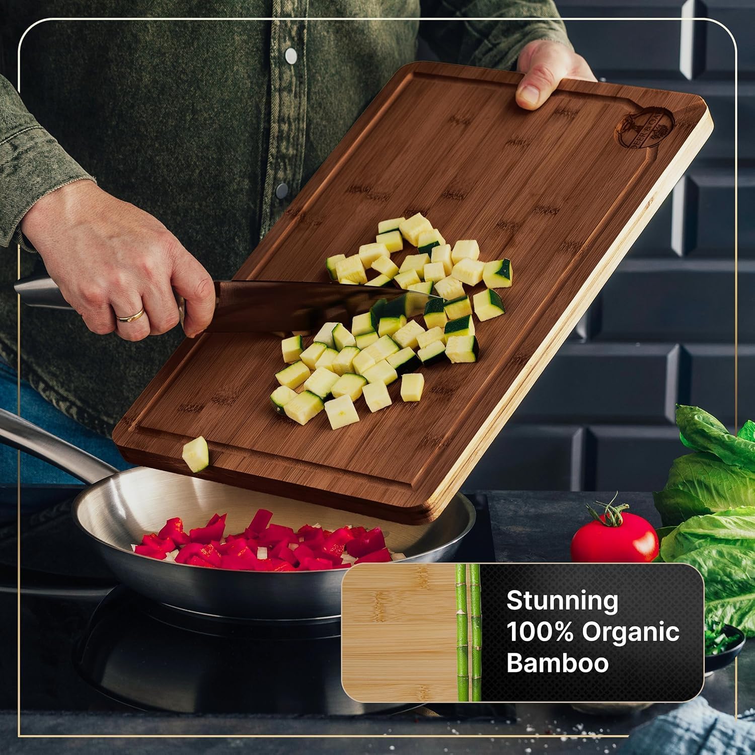 Detalle de Deer & Oak Large Carbonised Bamboo Cutting Board 38×25×2 cm 🍽