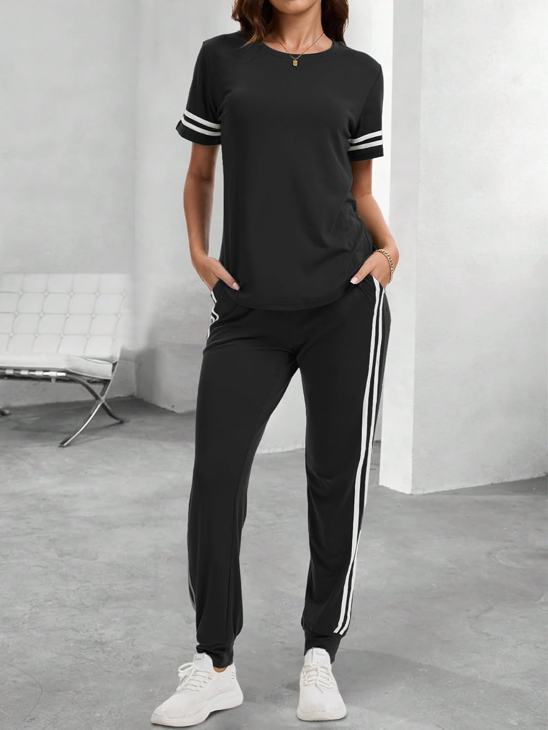 Thumbnail 1 de KBKBSN Women 2 Piece Striped Summer Tracksuit with Pocket