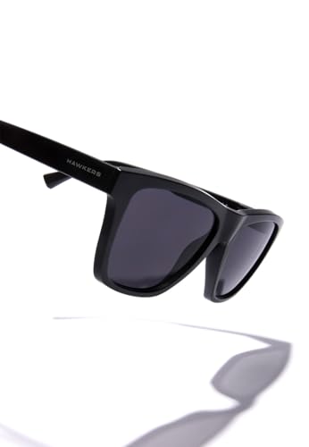 Detalle de HAWKERS ONE LS gafas de sol unisex 🕶