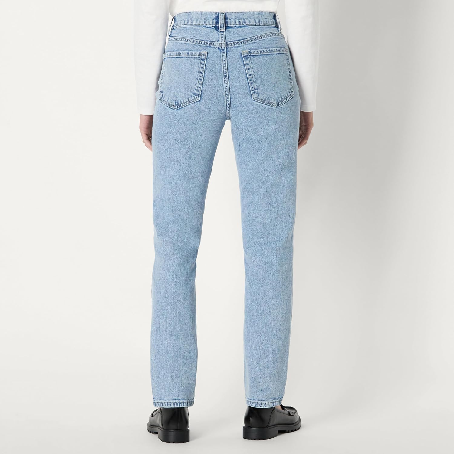 Detalle 2 de Amazon Essentials Jeans Vita Alta a Gamba Dritta Donna, Lavaggio Chiaro Colorato con Ghiaccio (42)
