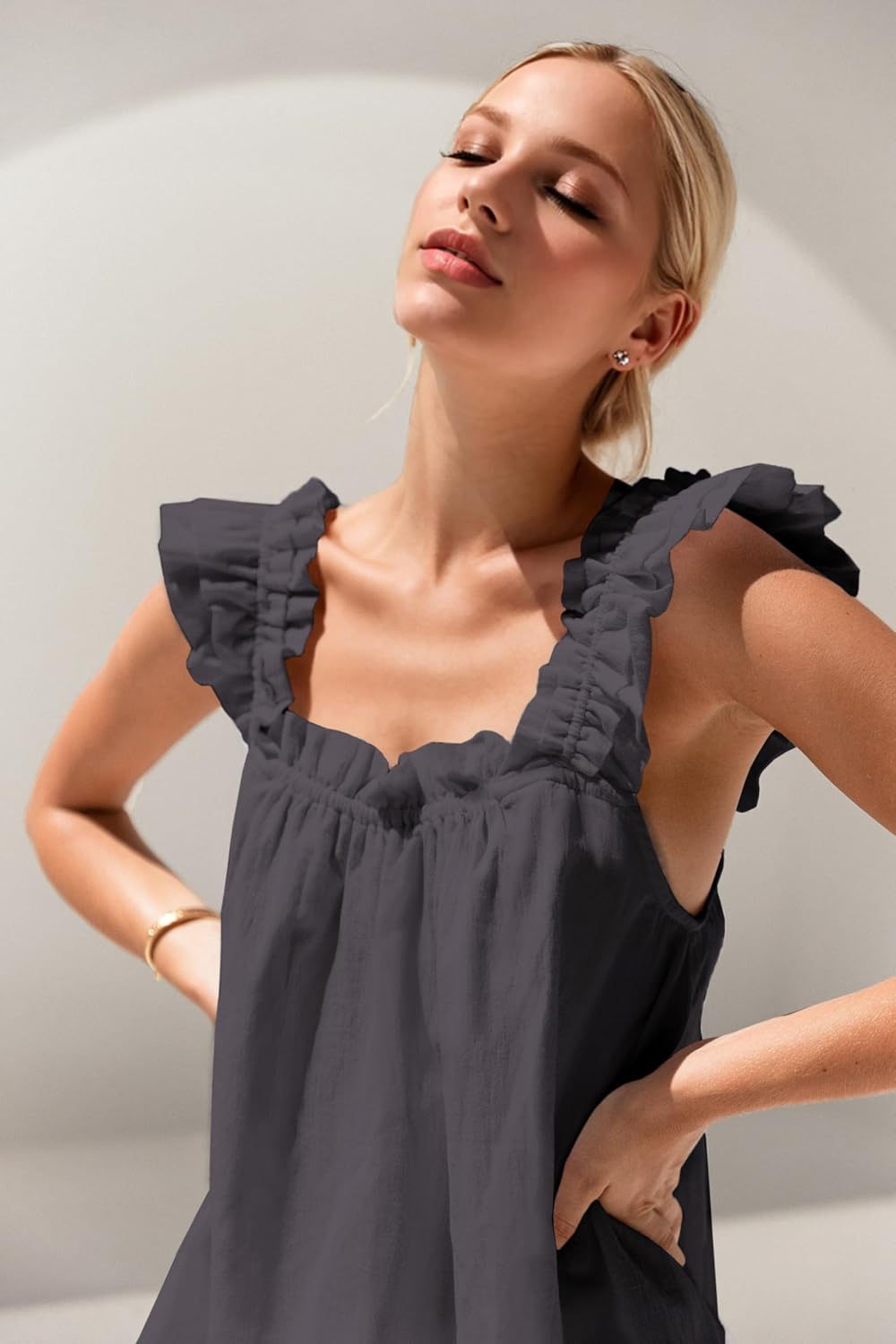 Detalle 2 de KFUBUO Womens Pajamas Set ruffle tank and shorts