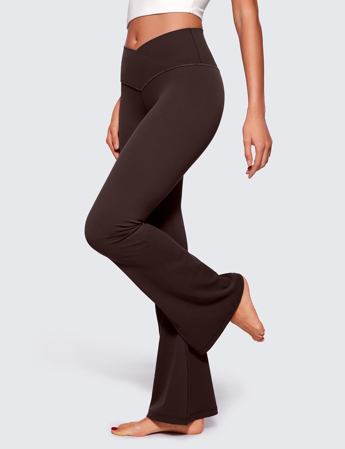 Detalle de CRZ YOGA Butterluxe Crossover Flared Leggings 31
