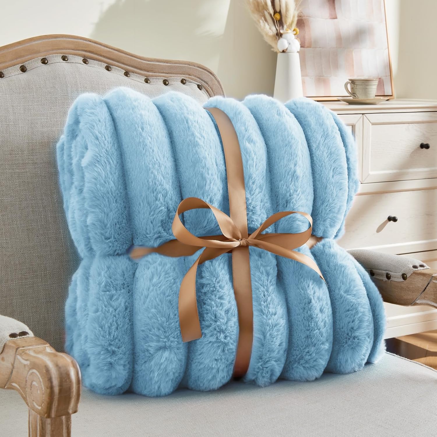 Thumbnail 5 de BEDELITE Faux Rabbit Fur Blanket 50"x60" 🛋