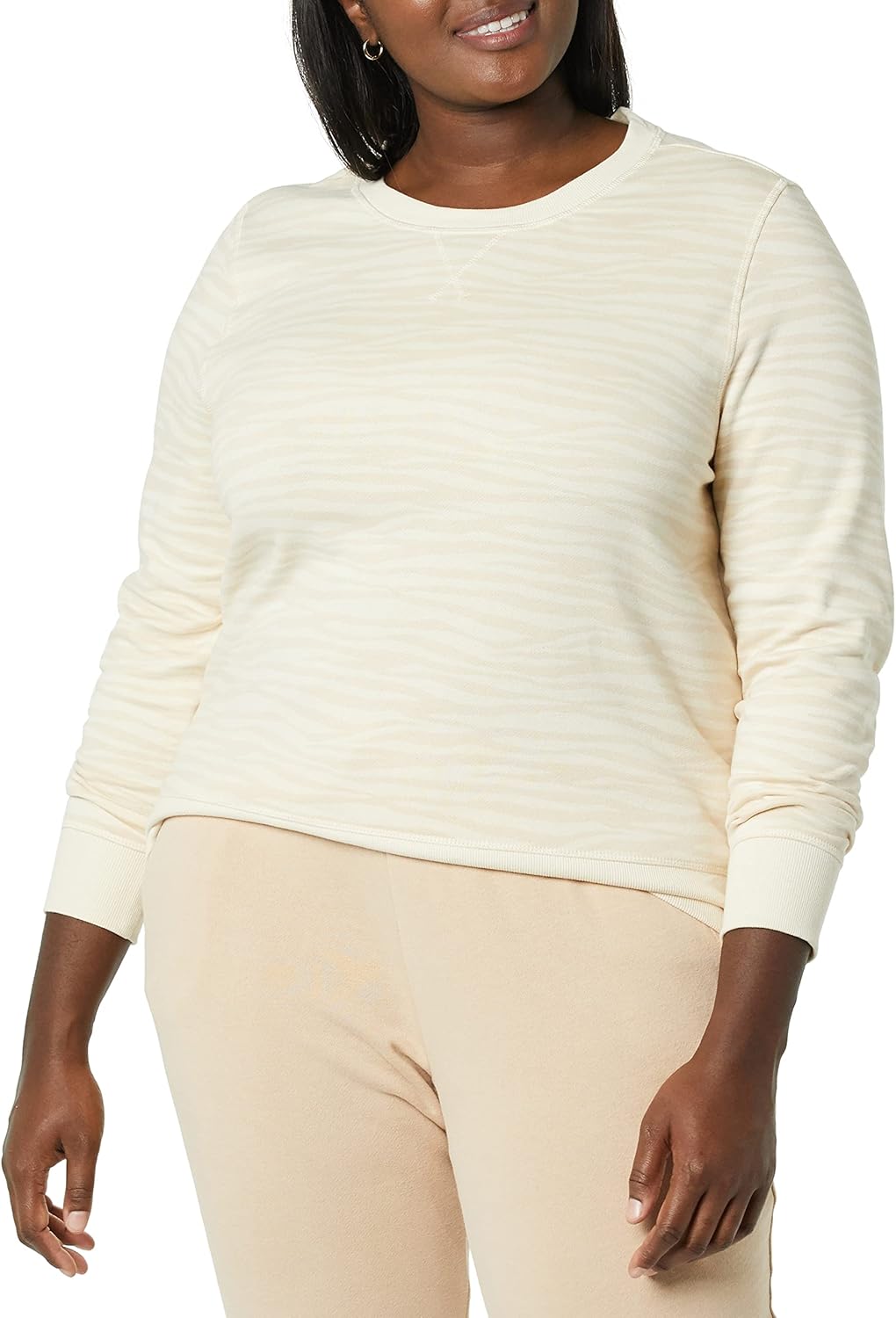 Thumbnail 2 de Amazon Essentials Women's Fleece Crewneck Pullover Sweatshirt (Plus Size)