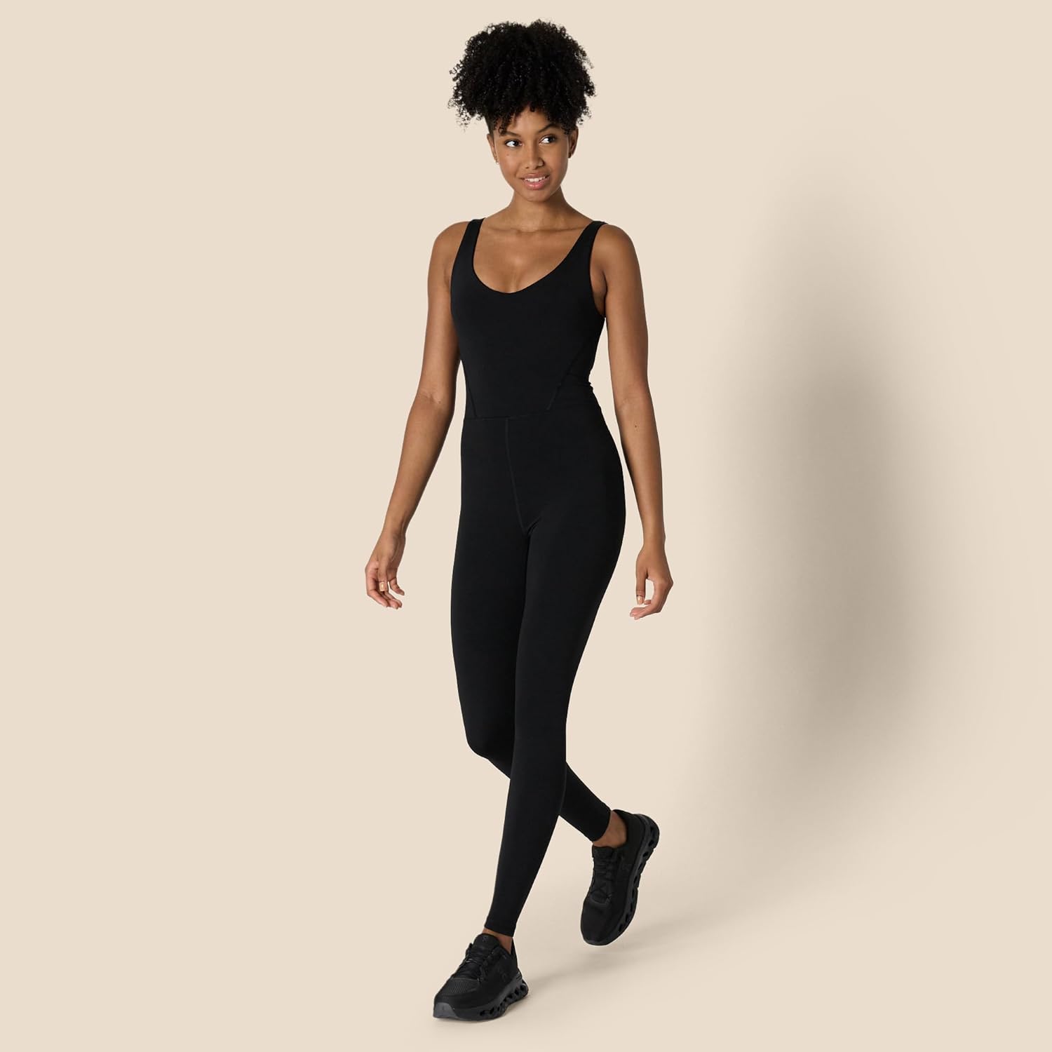 Detalle de Amazon Essentials Women's Active Formflex Buttery Soft One Piece Full Length Jumpsuit with Built-In Bra