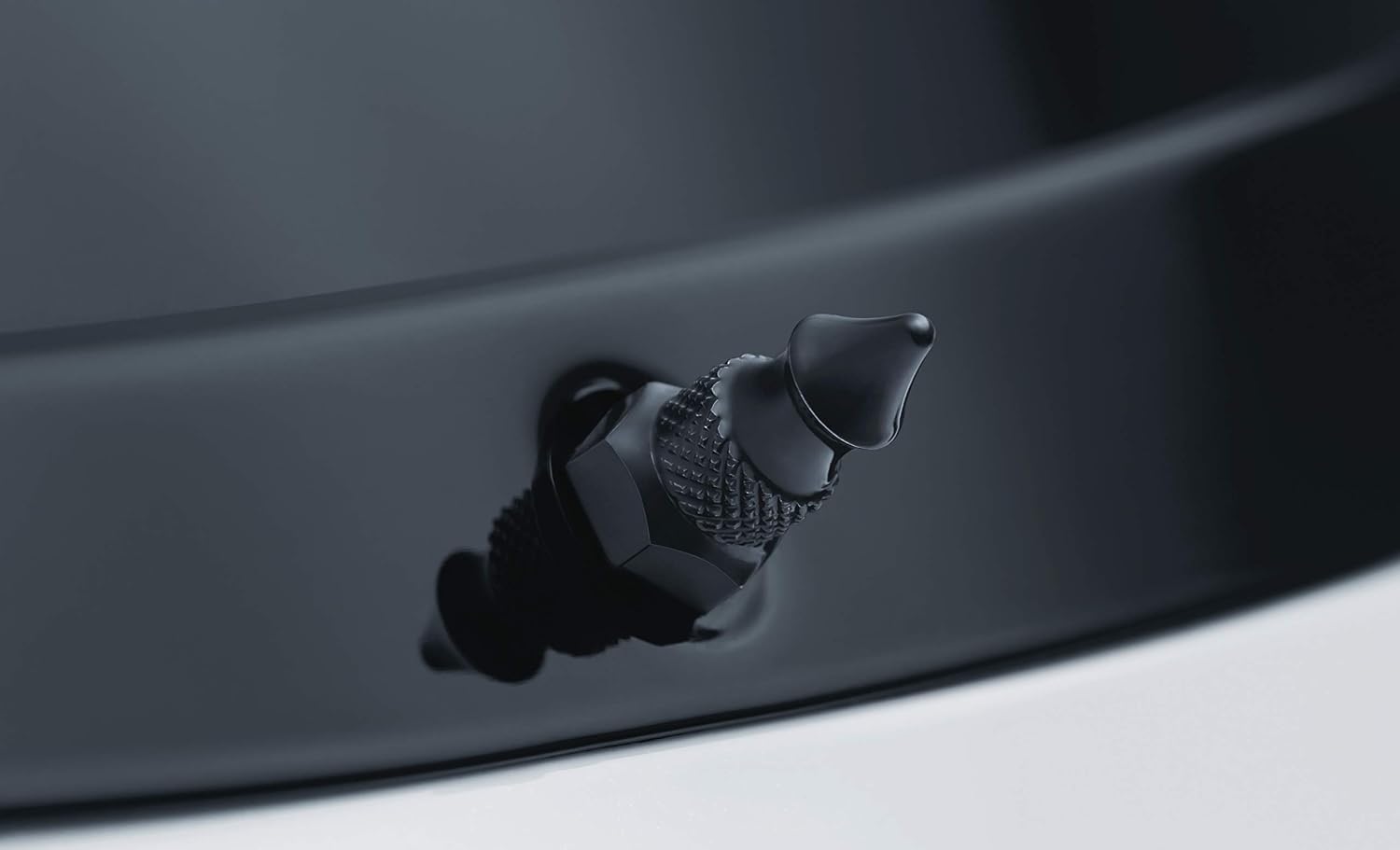 Detalle de Kuryakyn 5715 Windshield Accent Trim Mounting Spikes & Screws (Chrome) for 2015-19 Harley Road Glide