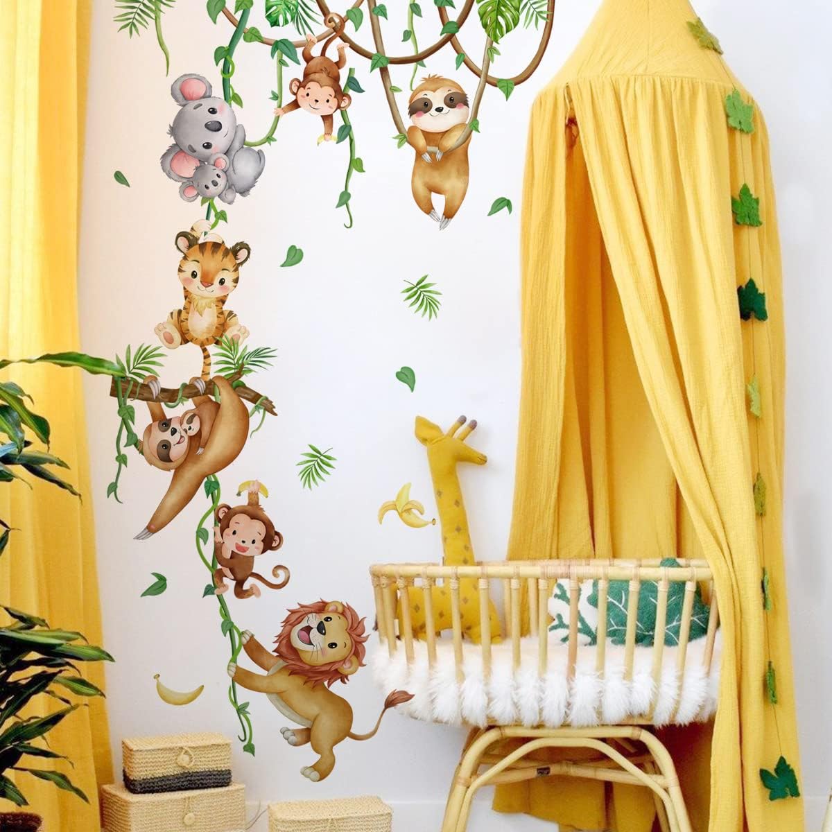 Thumbnail 6 de Bear & Tiger Wall Stickers for Nursery – Watercolour Forest Animal Wall Decals (Squirrel, Bees & Honey)