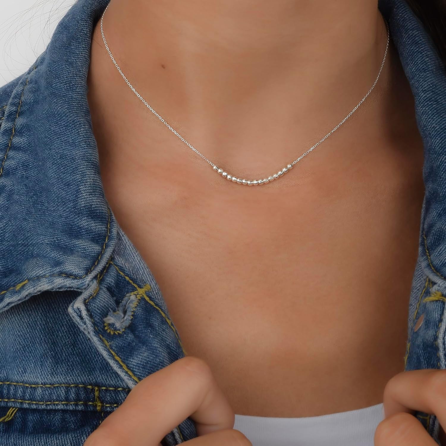 Thumbnail 5 de Annika Bella Silver Beaded Necklace for Women — Dainty 16 Faceted Beads Bar Pendant, Waterproof & Tarnish-Resistant, 15" + 2" Extender