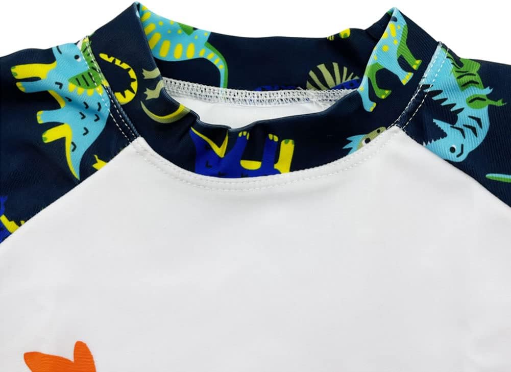 Detalle 2 de FedMois Kleinkinder Jungen Badeanzug 3-teiliges Set: Badeshirt, Badeshorts & Bademütze