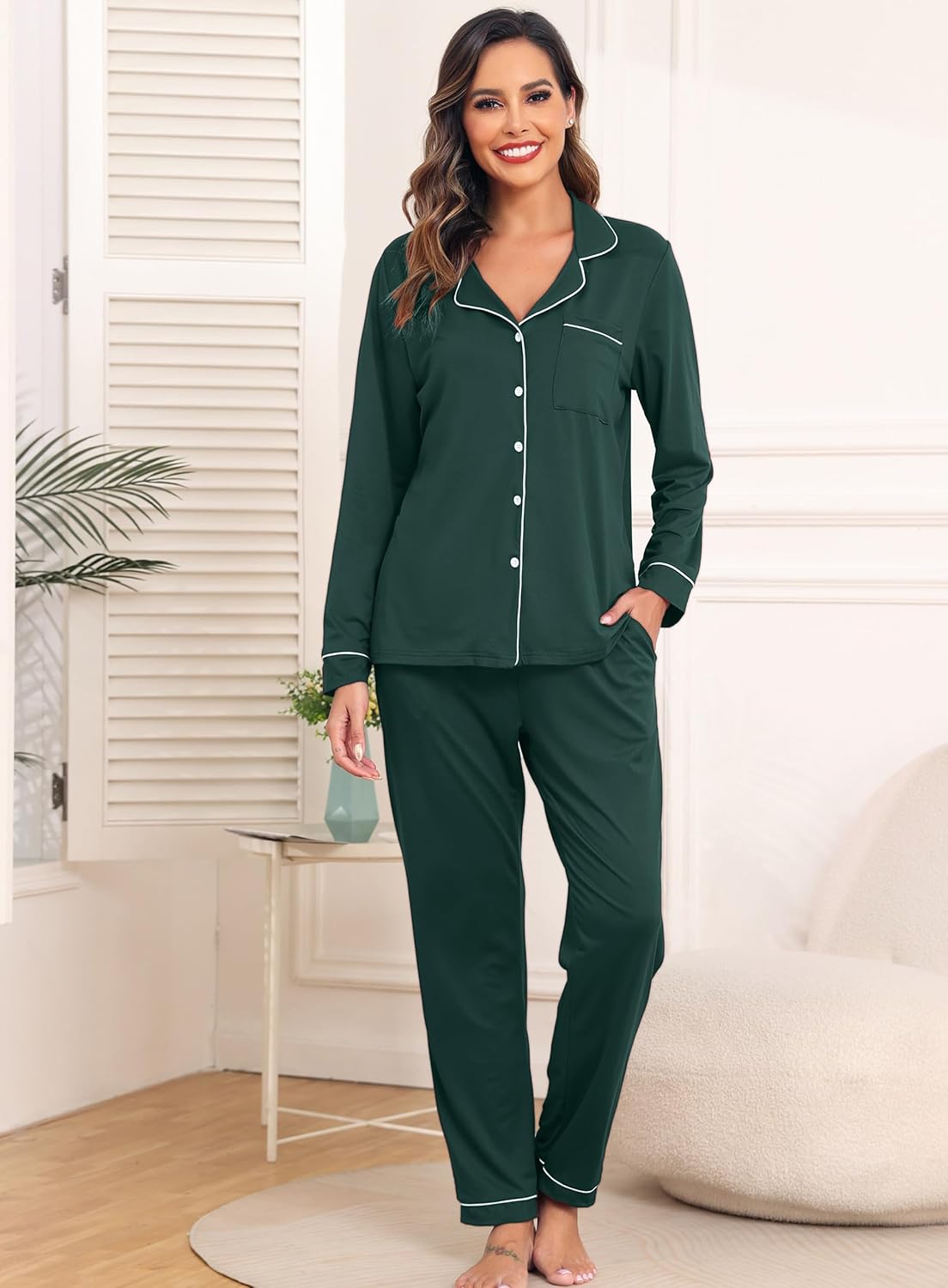 Detalle de Lovasy Women’s Classic Button-Down Pyjamas Set (Long-Sleeve Top & Full-Length Bottoms with Pockets)