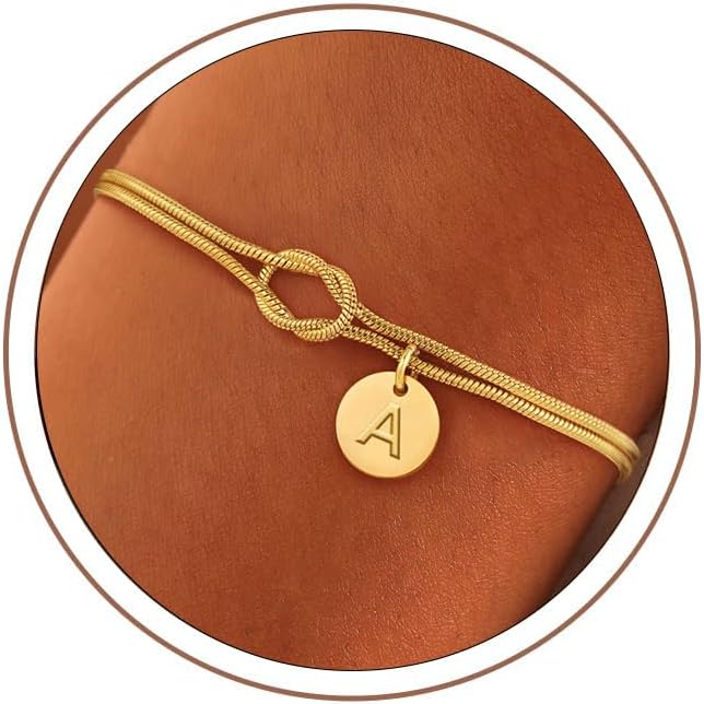 Detalle de Turandoss Damen-Armband Love-Knot in 14K vergoldetem Gold mit A–Z Buchstaben – personalisiertes Geschenk