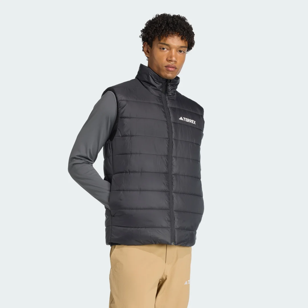 Detalle de Chaleco acolchado Terrex Multi Essentials CLIMAWARM de Adidas – negro