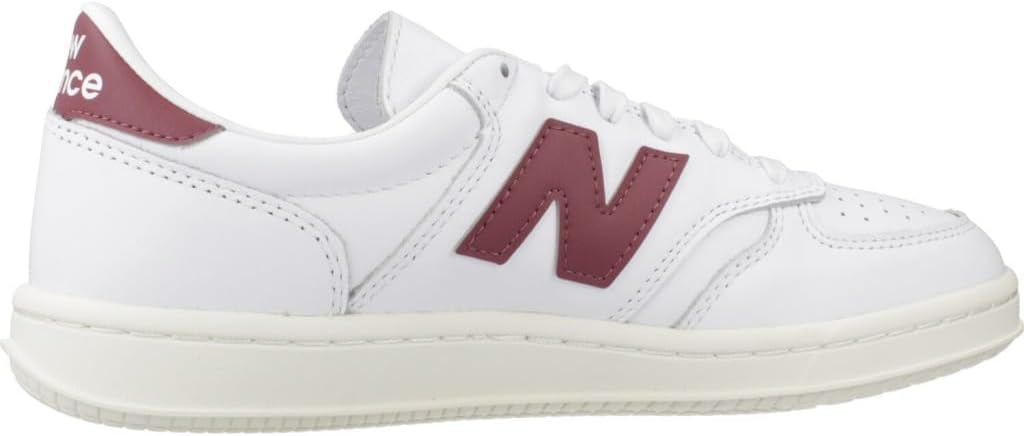 Detalle de New Balance 500 Sneaker Uomo: stile senza tempo e comfort versatile