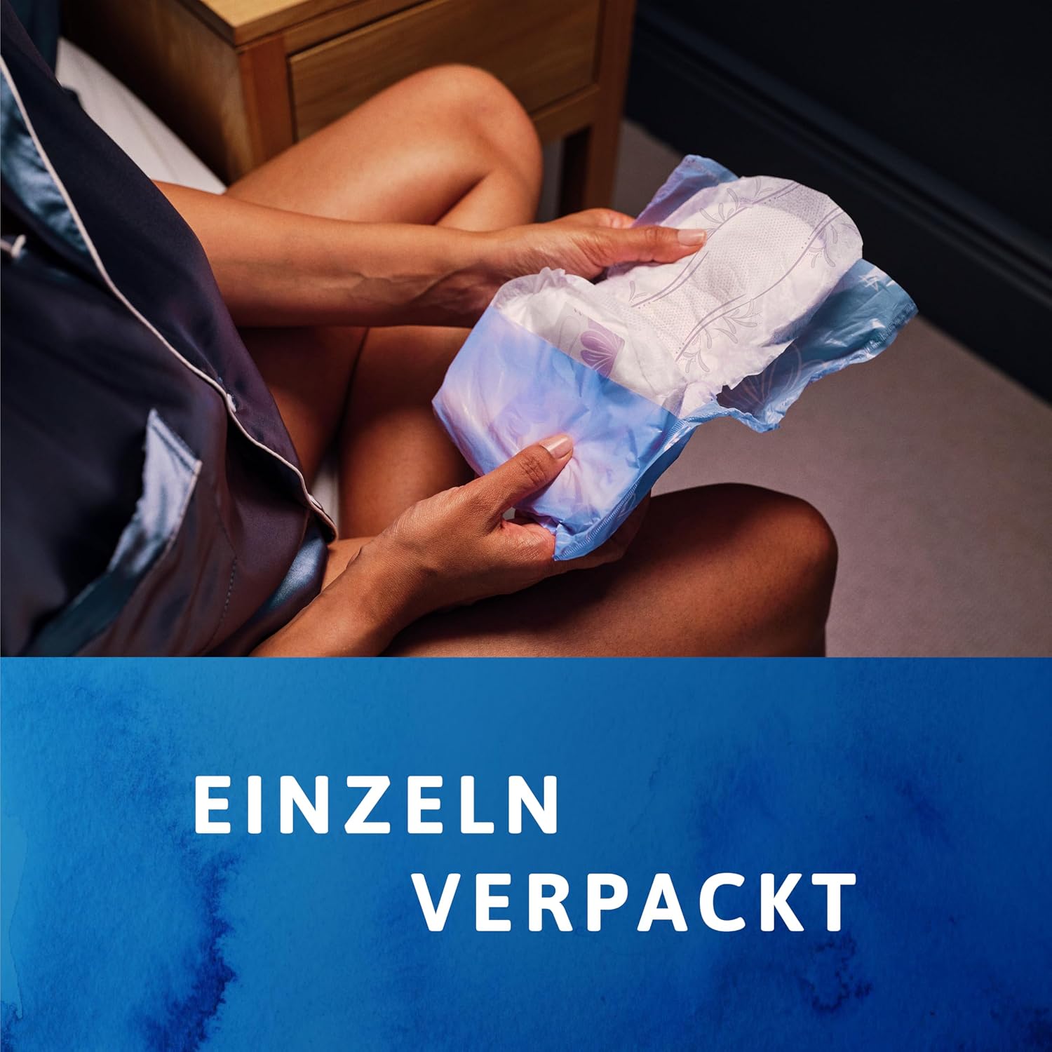 Detalle de TENA Discreet Maxi Night: Hygieneeinlagen für Nachtkomfort bei starker Blasenschwäche (48 Einlagen im Monatspaket)