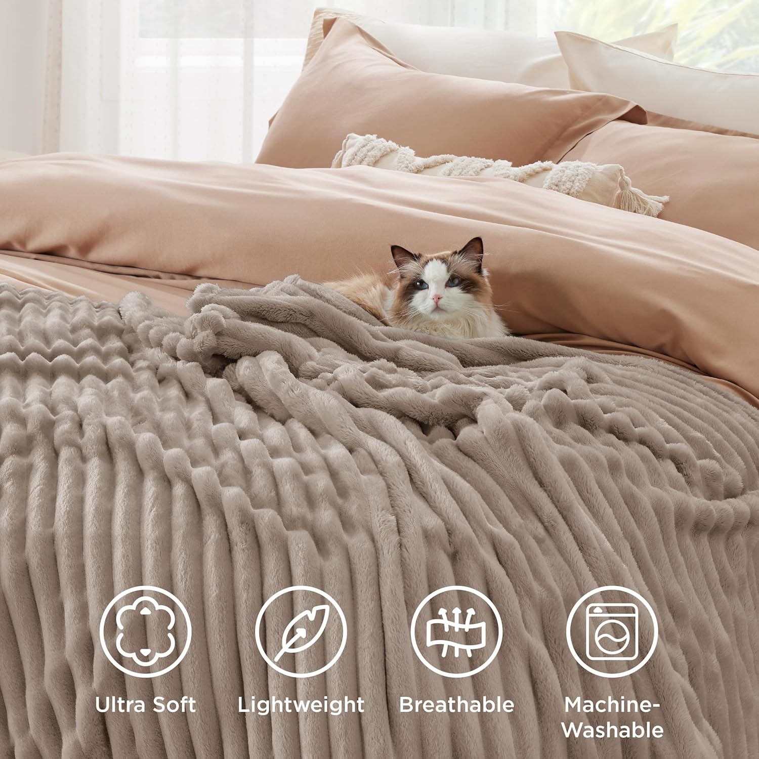 Detalle de Bedsure Fleece Throw Blanket for Sofa (Mocha Meringue) 130x170 cm