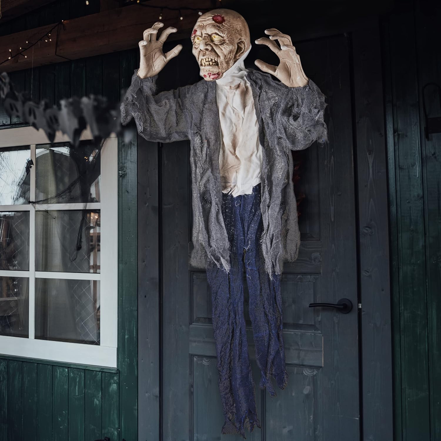 Detalle de PREXTEX Hanging Zombie Decoration, 5-Inch