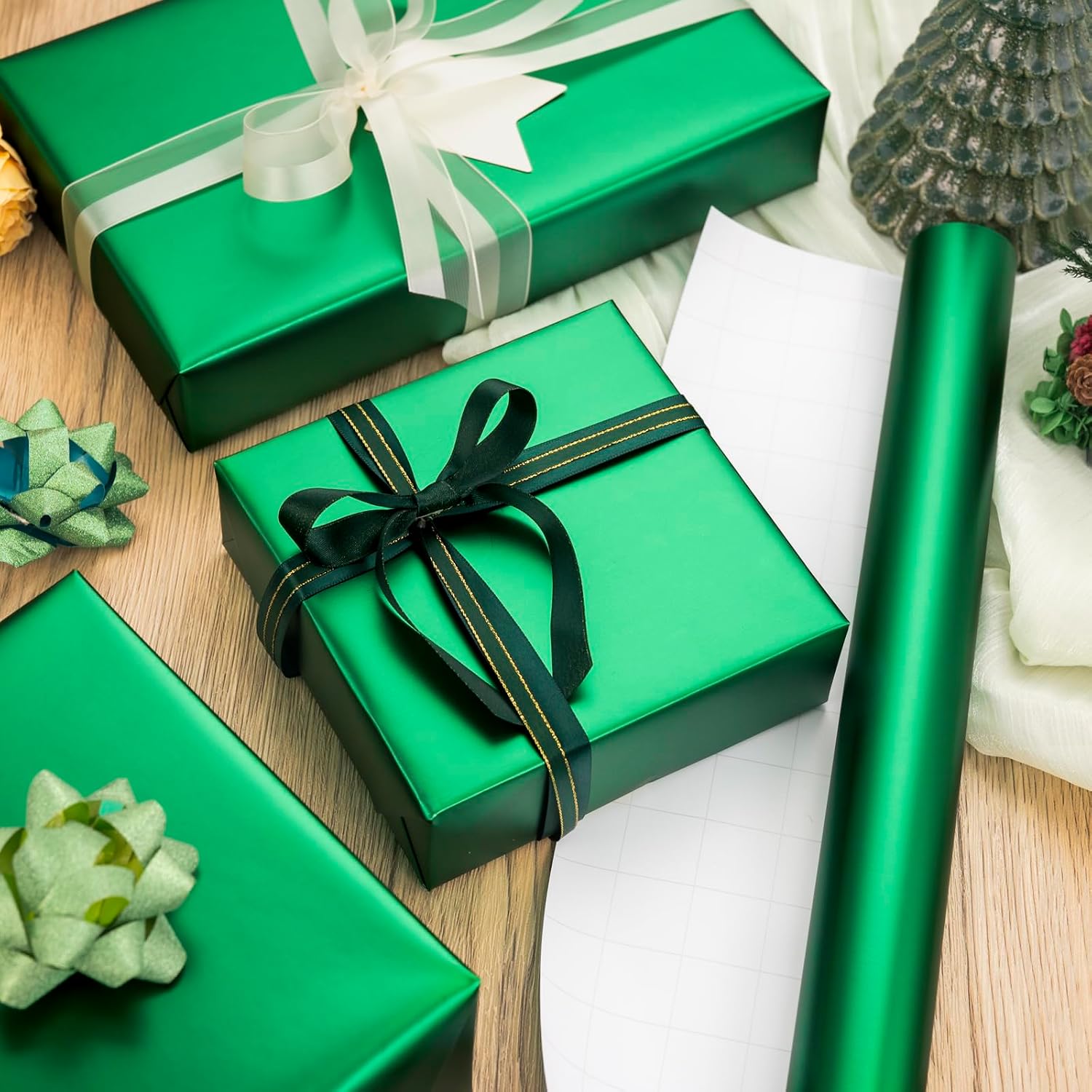 Detalle 2 de Homeral Dark Green Wrapping Paper, 17 In x 33 Ft Matte Metallic Roll