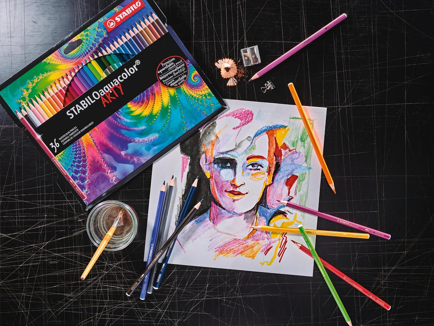 Detalle 2 de STABILO aquacolor ARTY 36er Metalletui – Wasservermalbare Buntstifte