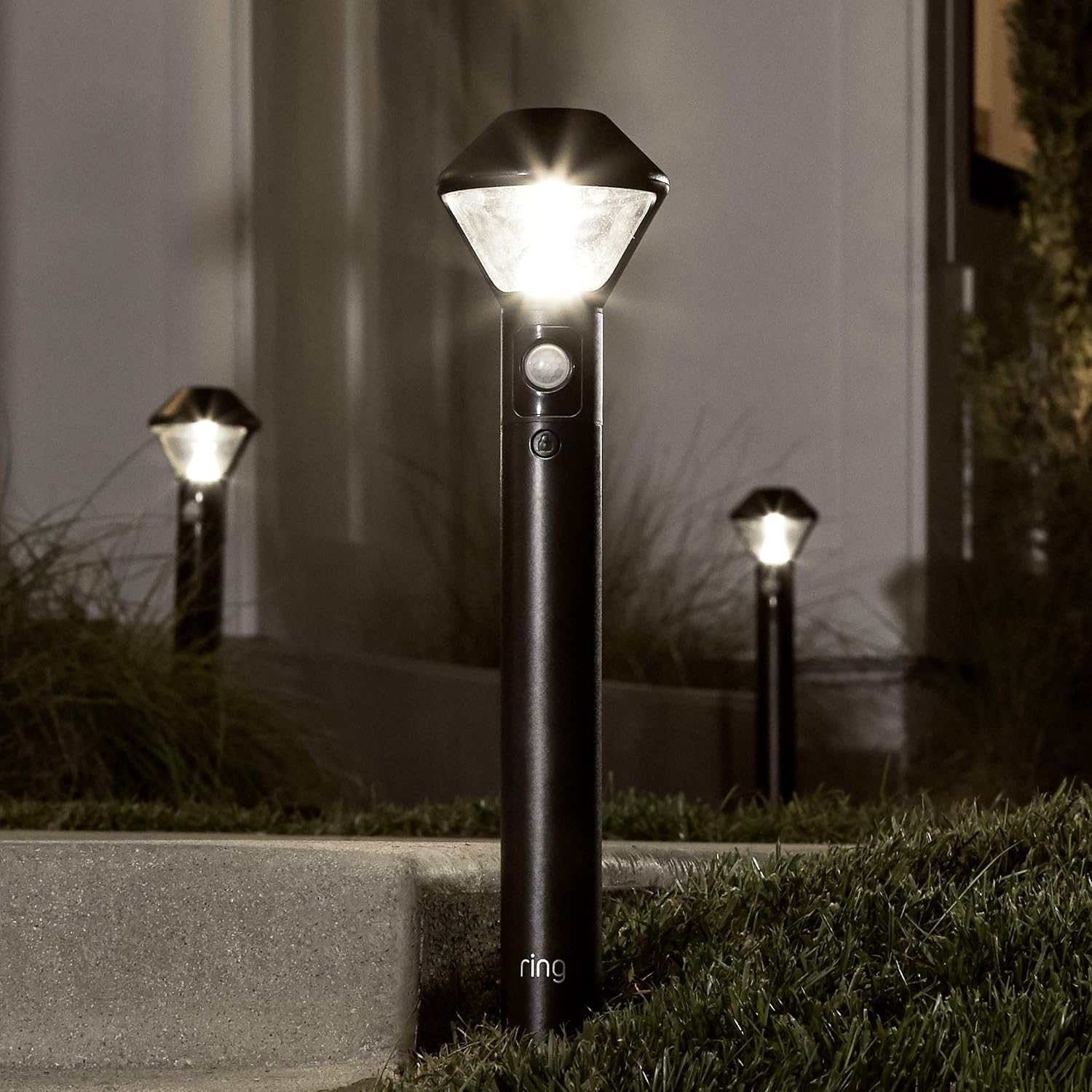 Detalle de Ring motion-activated pathlight 80-lumen