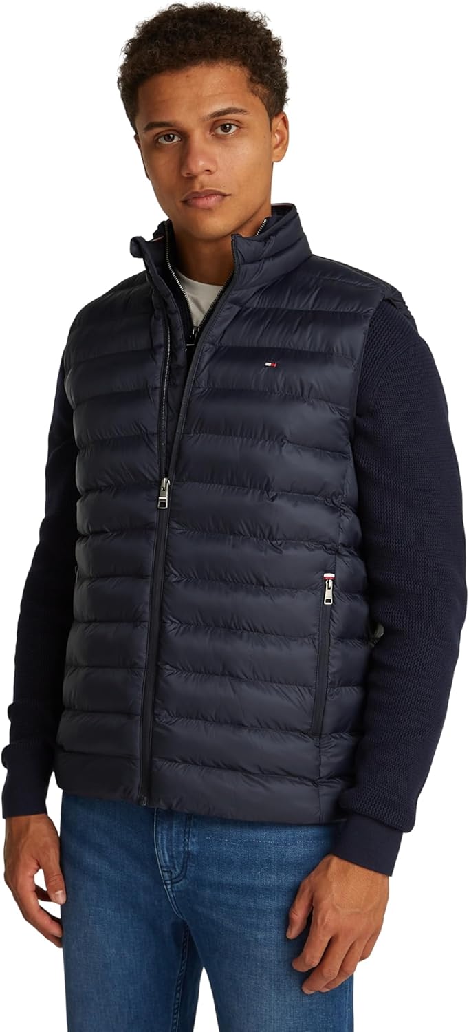 Detalle de Tommy Hilfiger Herren Weste Steppweste – stilvoll, warm & umweltfreundlich aus recyceltem Nylon