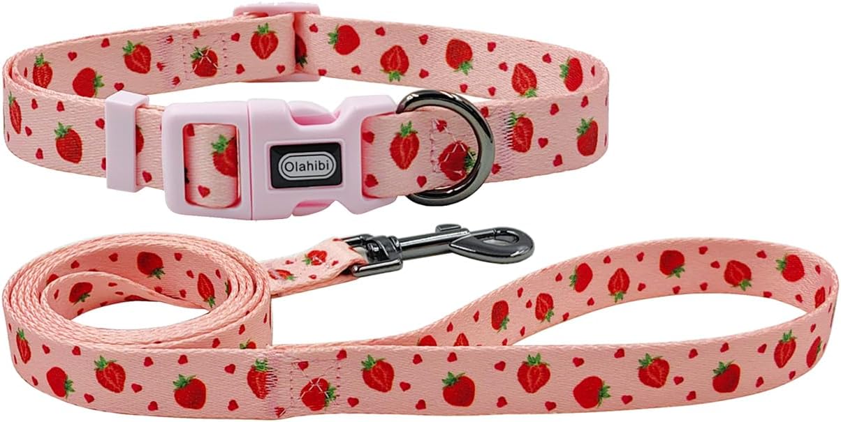 Detalle de Olahibi Strawberry Pattern Dog Collar and Leash Combo Set (XS) – 150cm Leash, Polyester, Small Puppies
