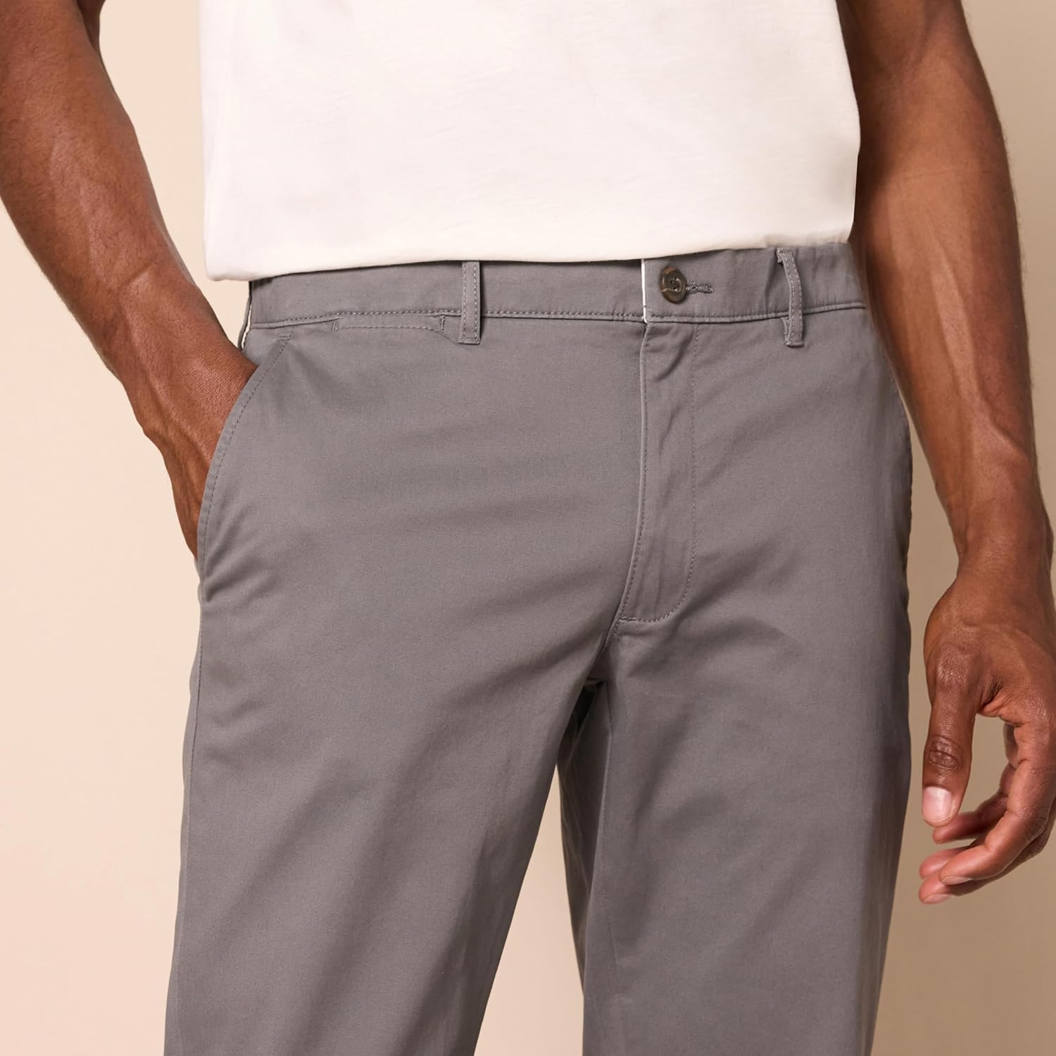 Thumbnail 3 de Amazon Essentials Herren Chinohose in Skinny-Passform (caqui) – elastische Sarga mit Komfort
