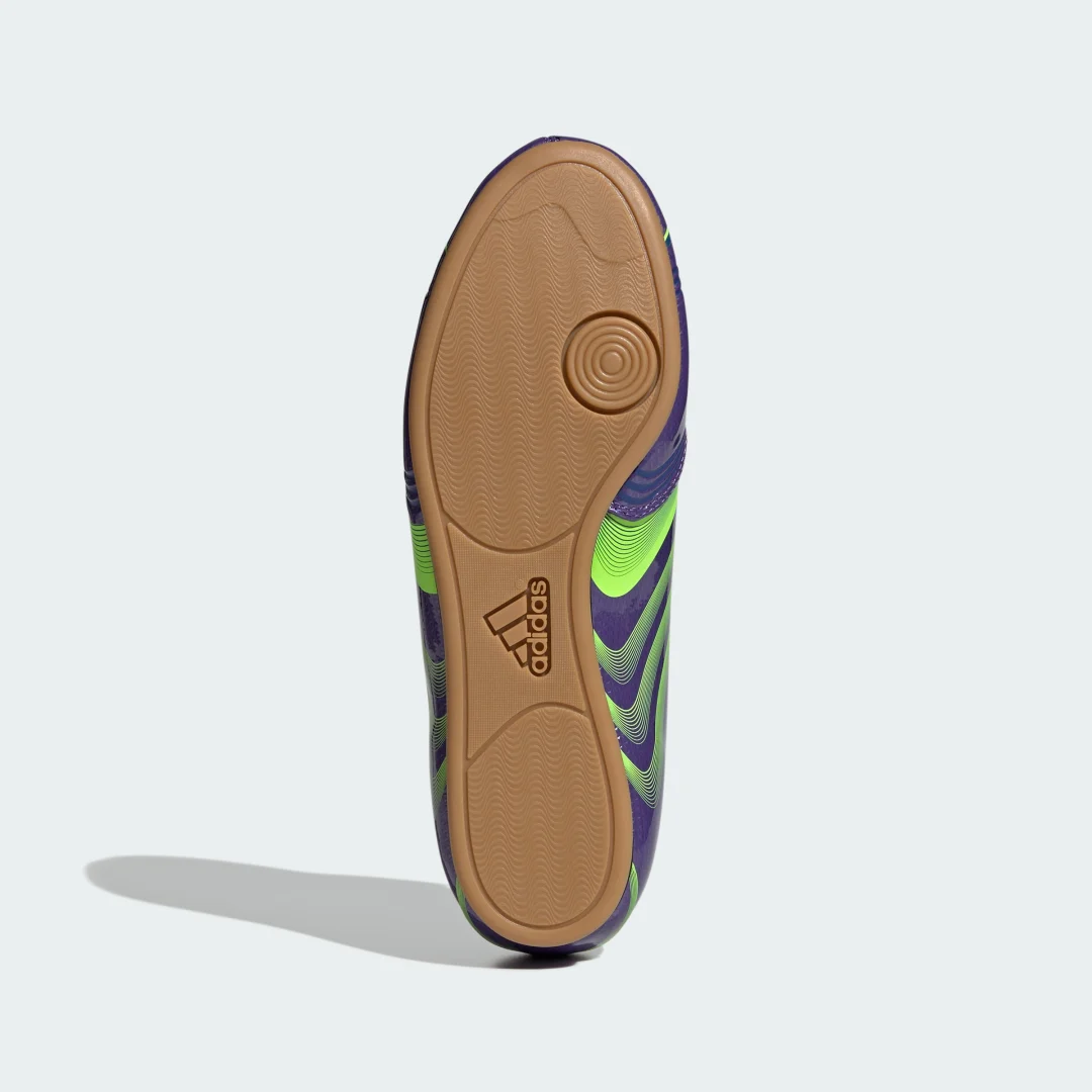 Detalle de Zapatilla Taekwondo F50 de Adidas – color violeta