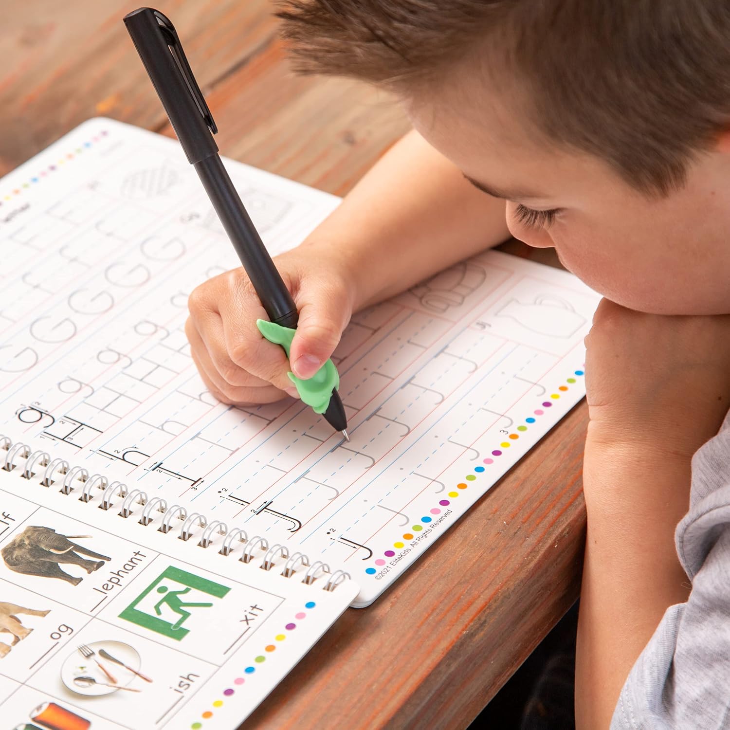 Detalle 2 de Reusable Handwriting Practice Workbook Set for Kids – Grooved Writing & Tracing (6 Books)