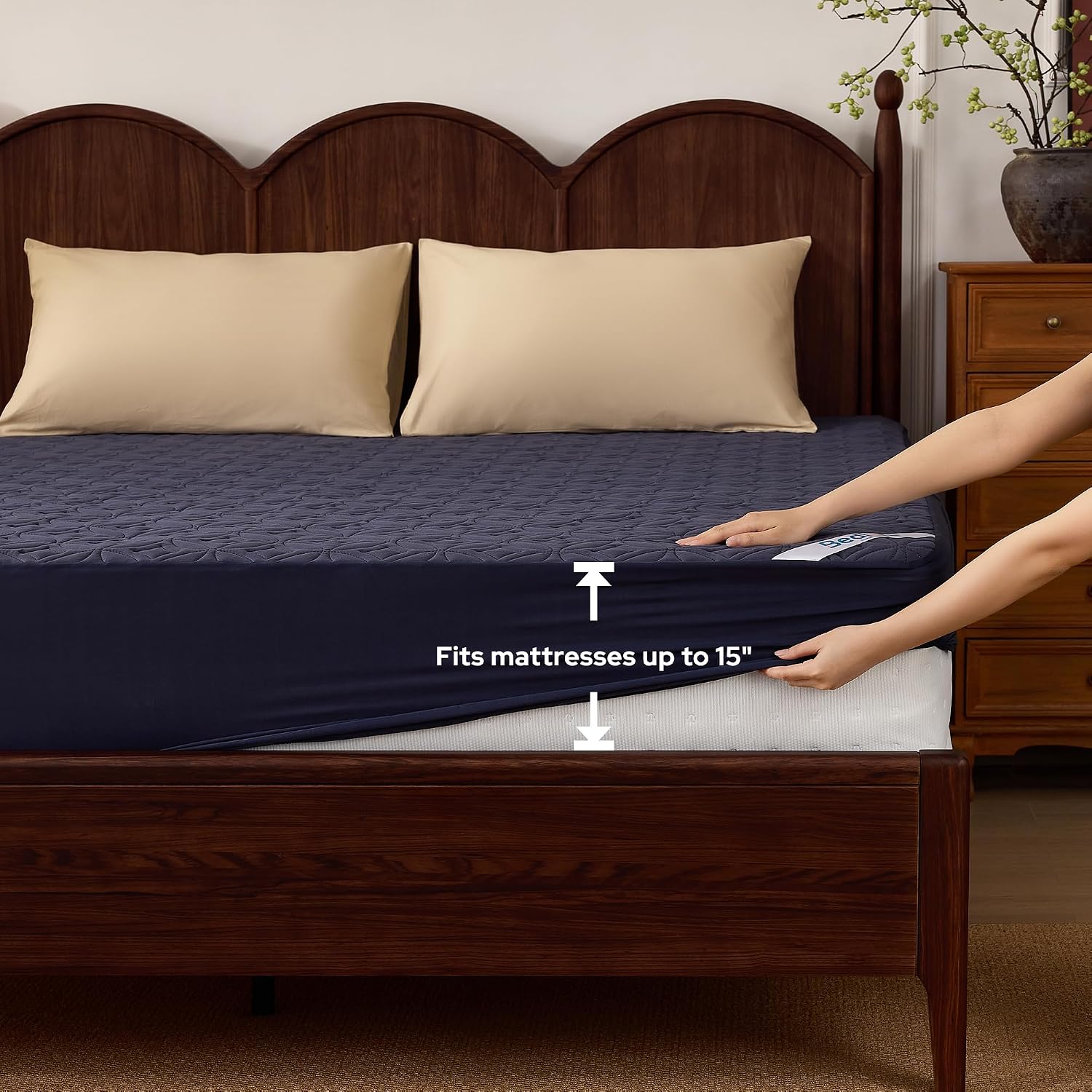 Detalle 2 de BEDLORE Twin Waterproof Mattress Protector, Navy Blue, Deep-Pocket Fit