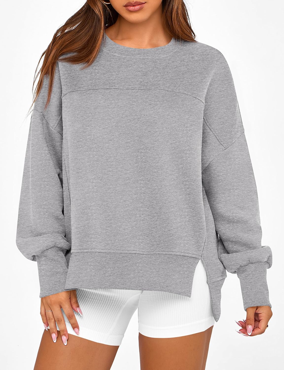 Detalle 2 de BTFBM Women's Crewneck Fleece Sweatshirt with Side Slits and Asymmetrical Hem