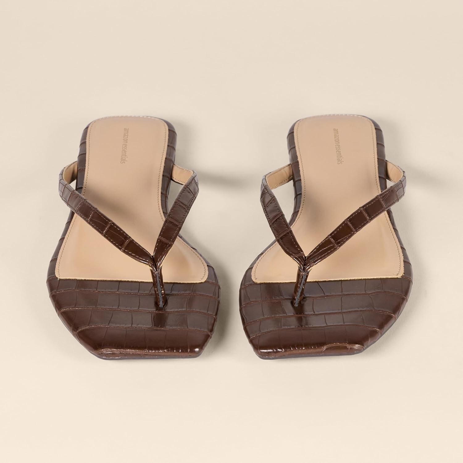 Thumbnail 3 de Damen Zehentrenner Sandalen von Amazon Essentials mit gepolsterter Memory-Schaum Innensohle