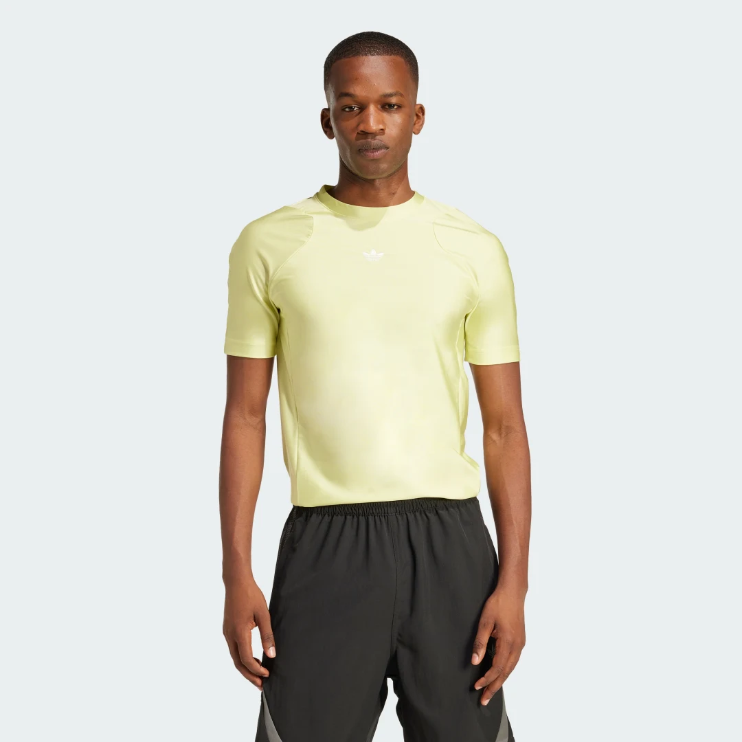 Detalle de Camiseta Fashion Cut Line talla M