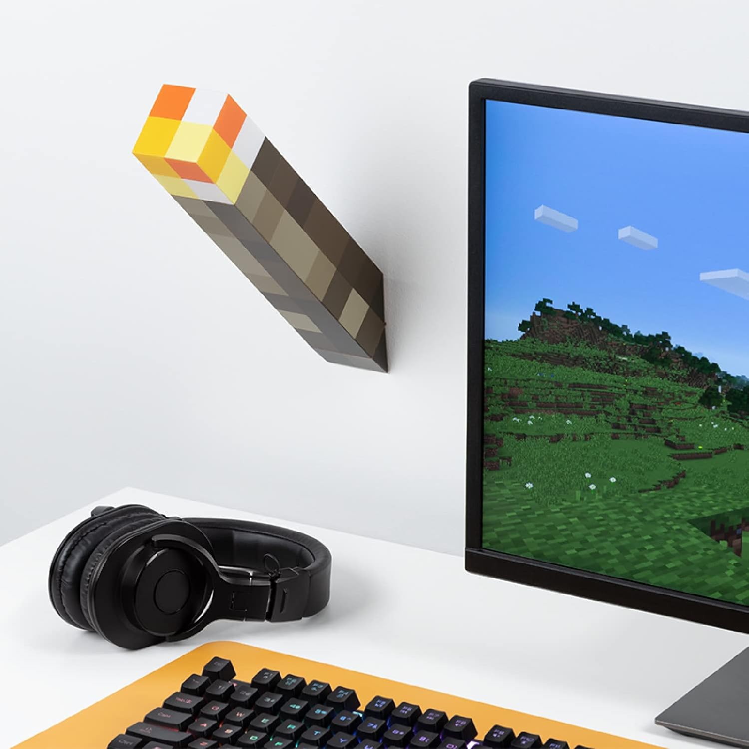 Thumbnail 6 de Paladone Minecraft Torch Light – Officially Licensed, 13cm, 2 Lighting Modes, 2 Use Modes