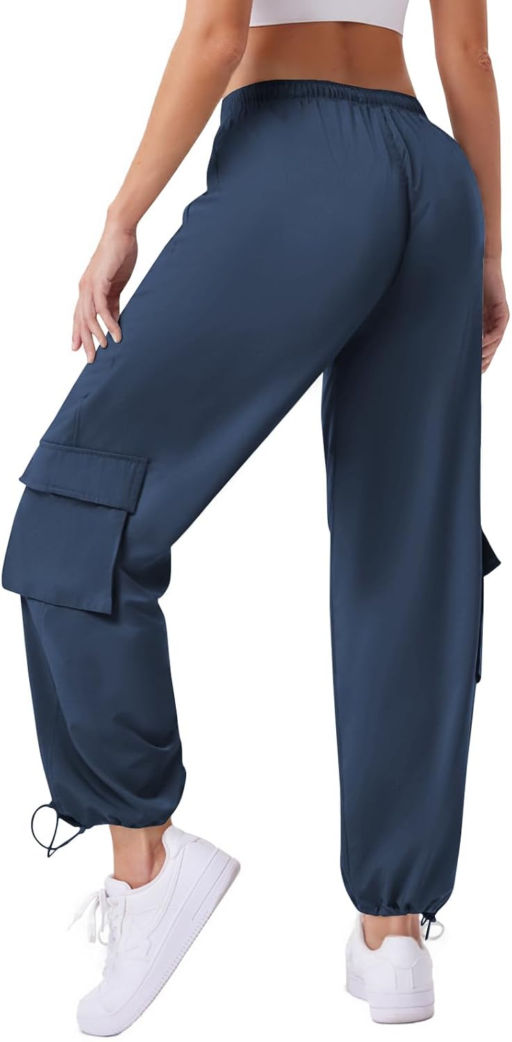 Detalle de Women's Cargo Hiking Joggers in Polyester-Spandex