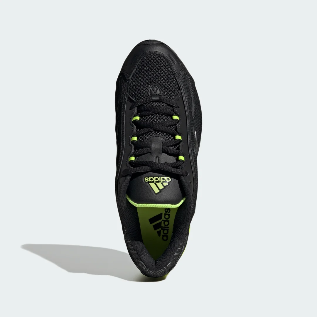 Detalle de Adidas Megaride O1: Zapatilla negra para uso diario, ¿merece la pena?