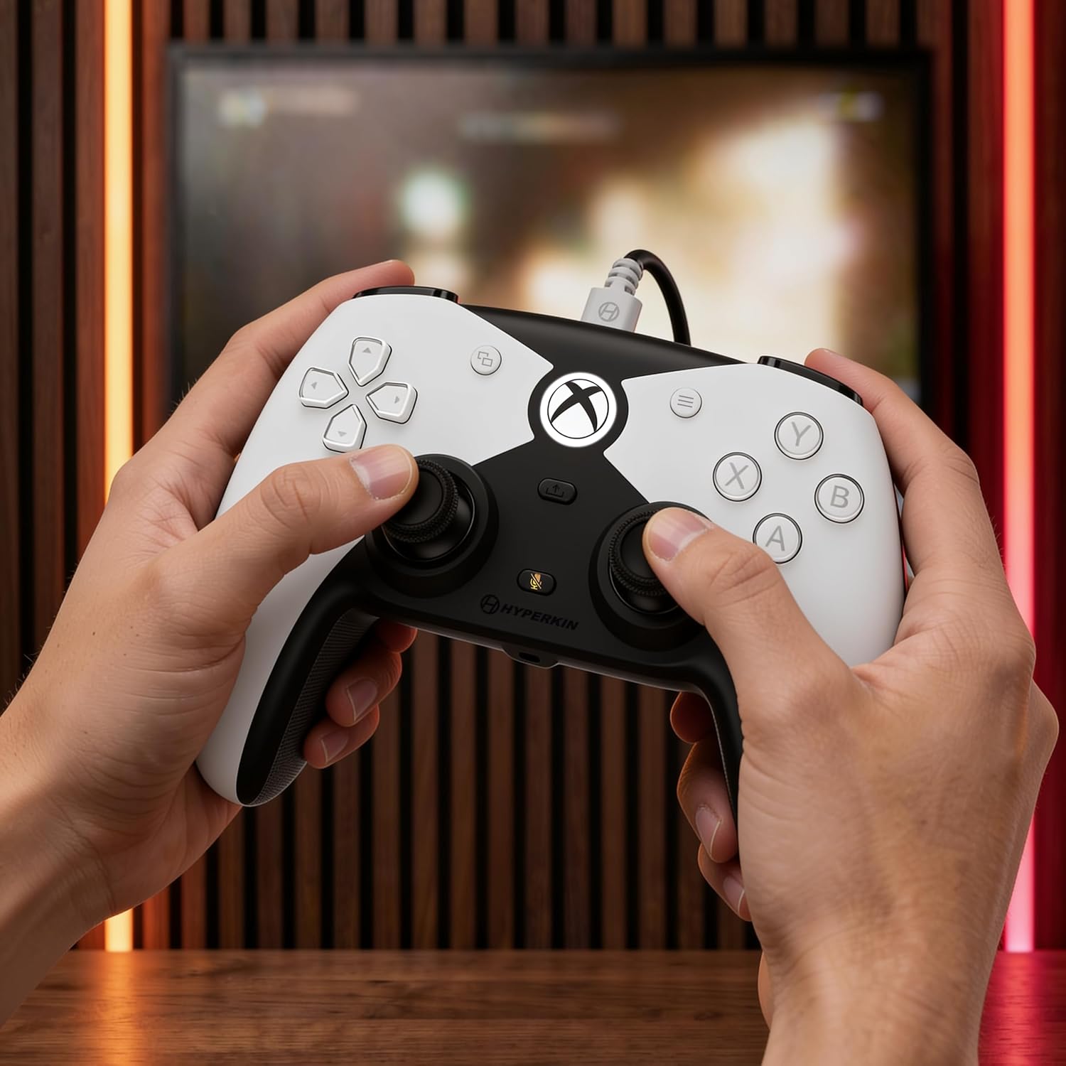 Thumbnail 6 de Hyperkin The Competitor Wired Controller (Officially Licensed) for Xbox Series X|S, Xbox One & PC — White
