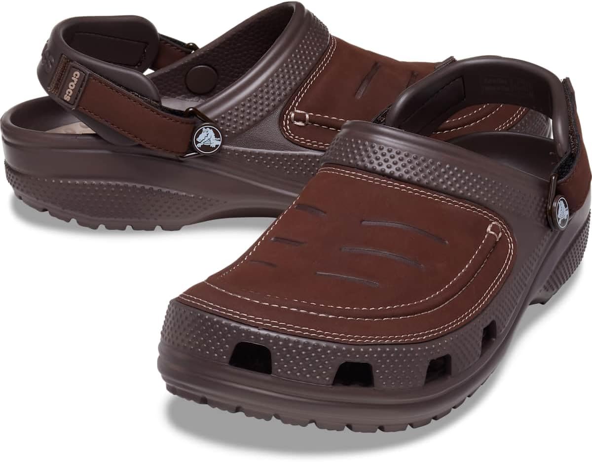 Detalle de Crocs ユーコン ヴィスタ2 クロッグ メンズサンダル 人工皮革アッパー・ステッチ仕上げ